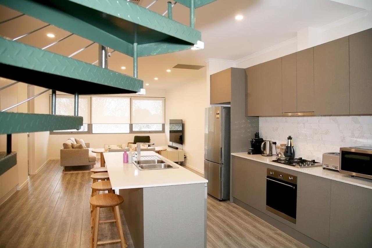 Hilton Executive Apartments Аделаида Экстерьер фото